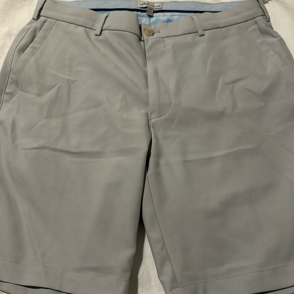 Peter Millar light grey golf shorts
